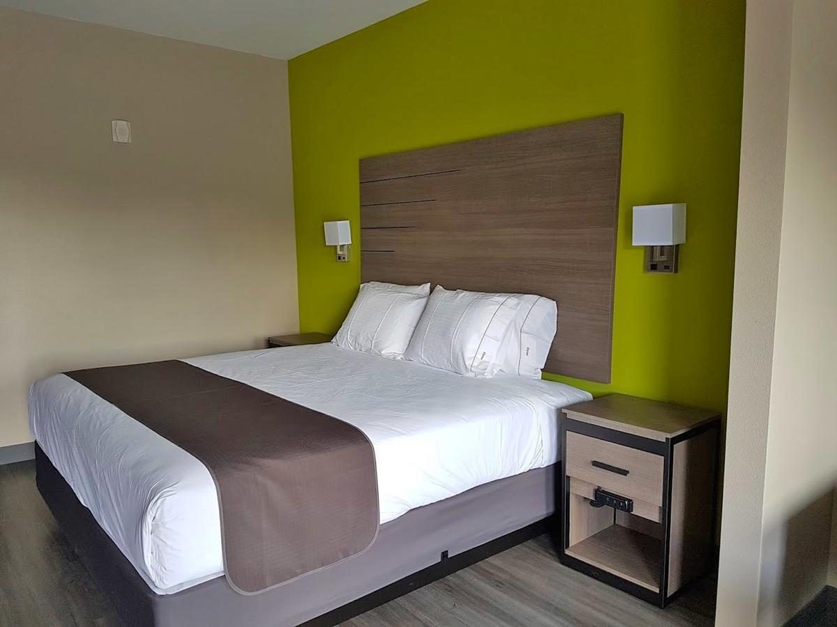 Empire Inn Cypress Bagian luar foto